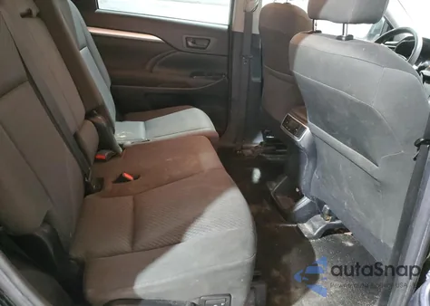 2015 Toyota Highlander Le from USA, damaged, VIN 5TDBKRFH8FS072672